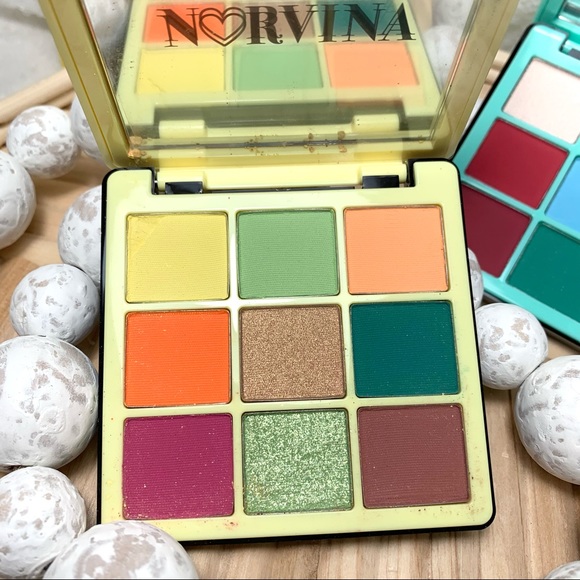 2 BNIB NORVINA ABH MINI PRO PIGMENT PALETTES - Picture 4 of 5